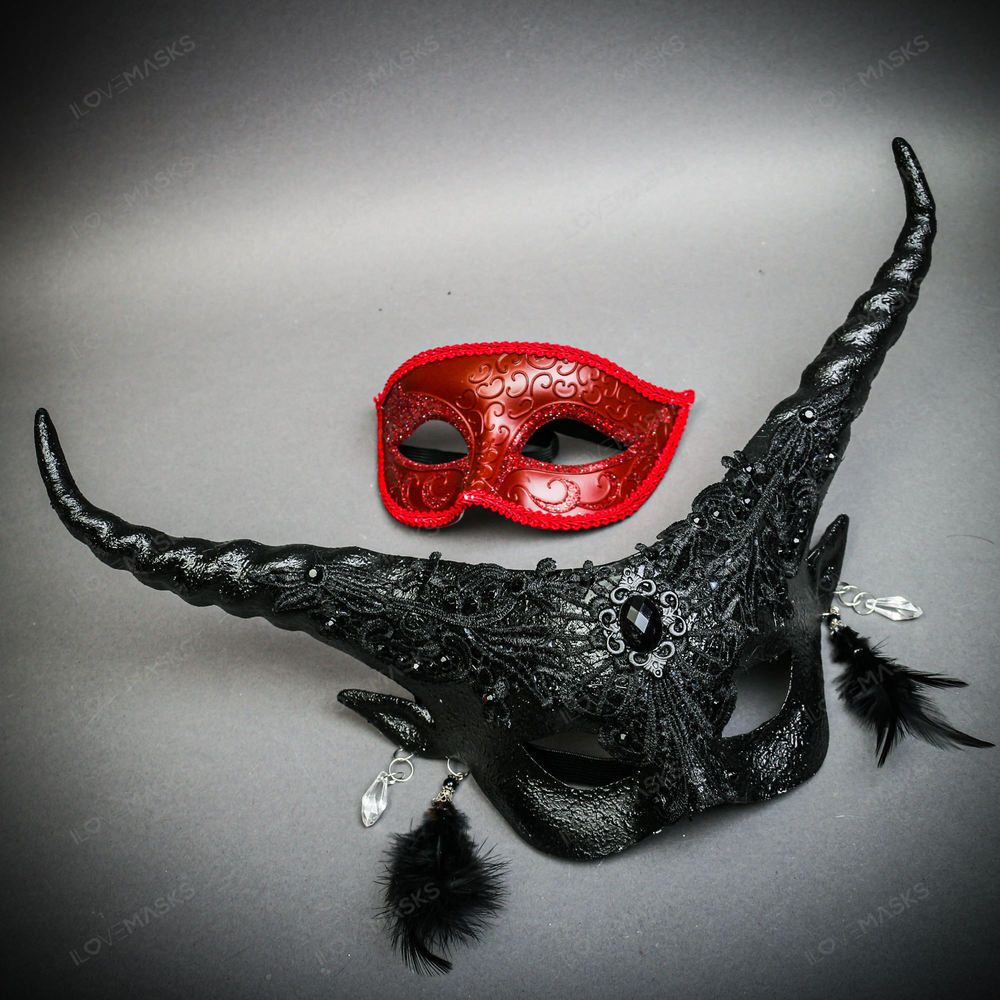 Red Venetian Classic Eye w/ Long Horns Elegant Devil Eye Black Couple Mask